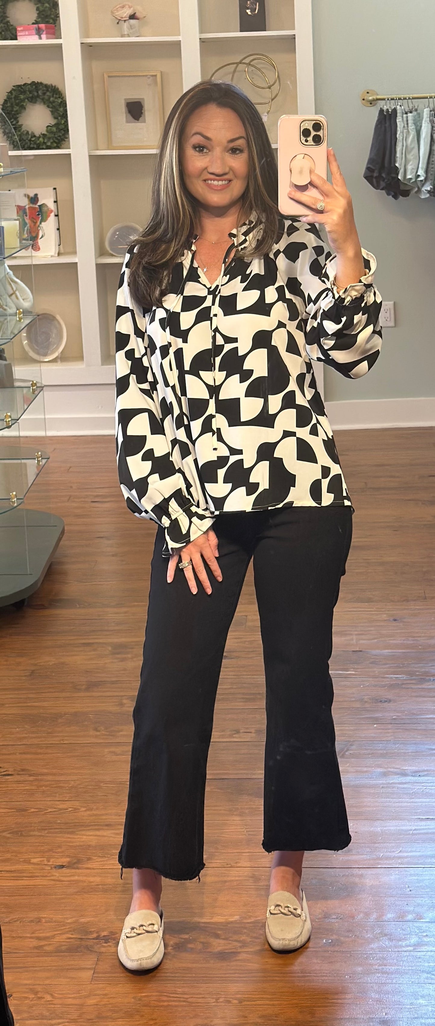 Chic Geometric Print Top