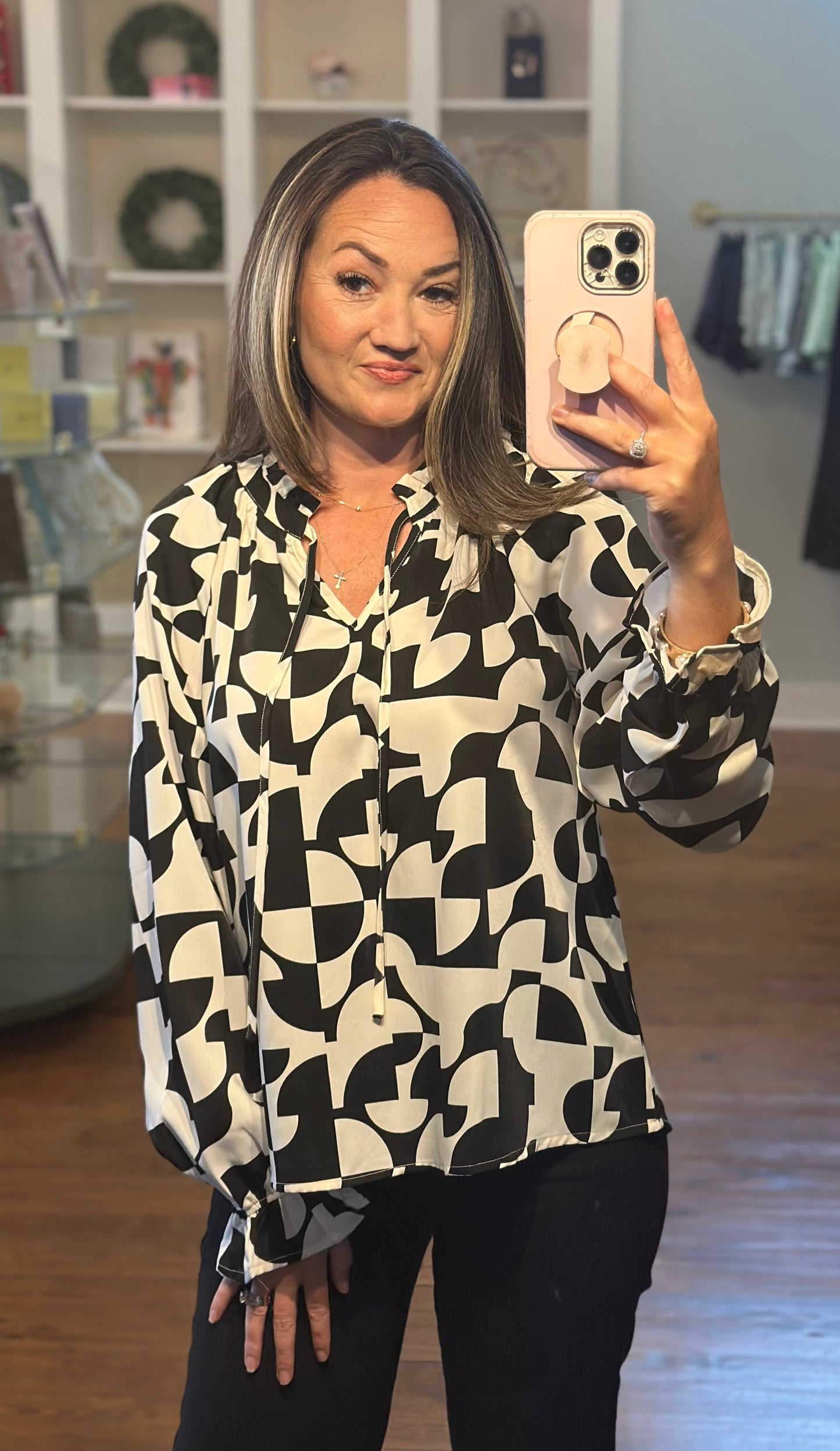 Chic Geometric Print Top